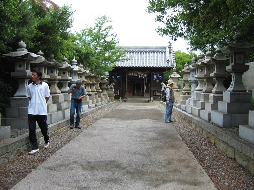 Photo: Hachiman Shrine