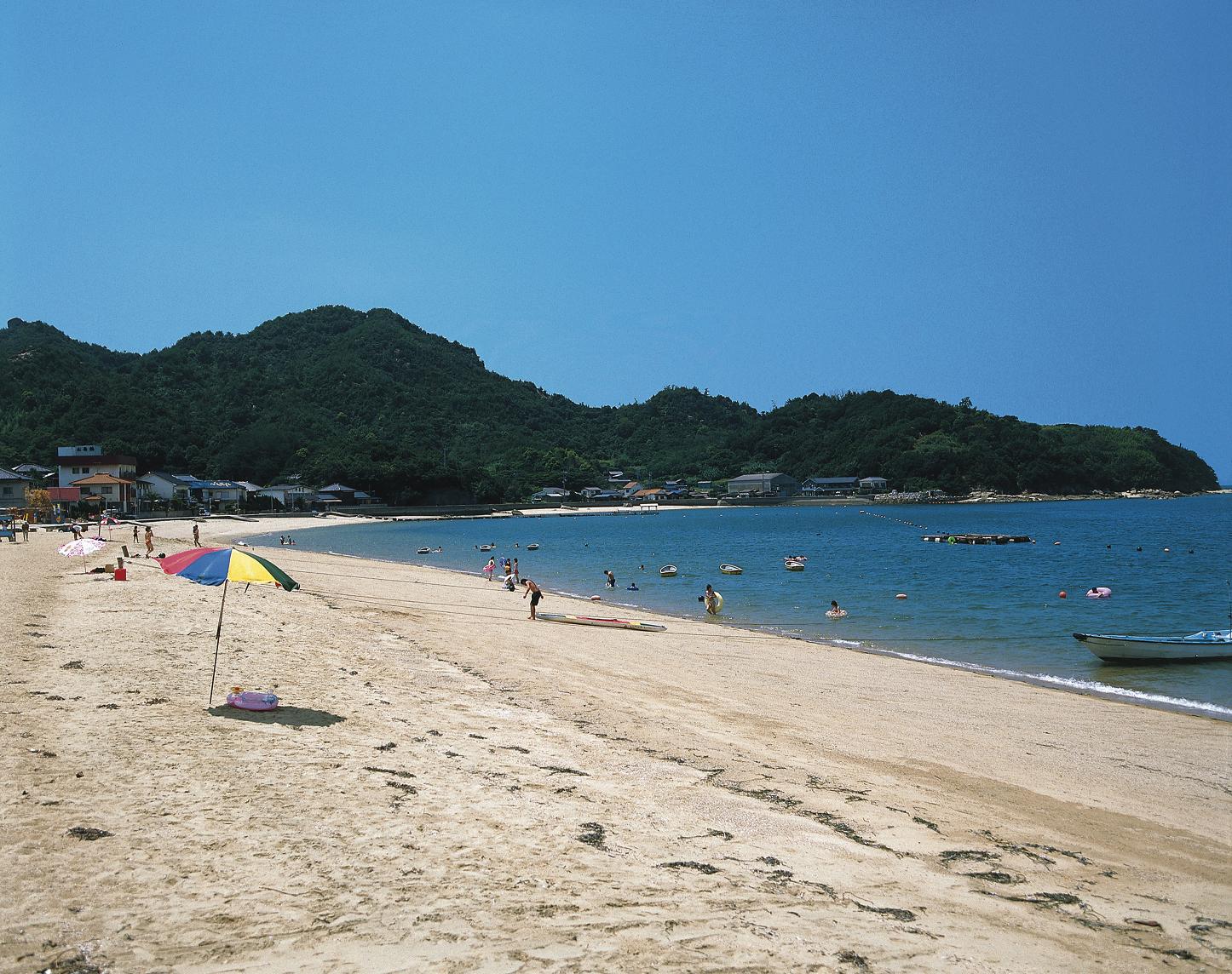 Photo: Shiraishi-jima Beach