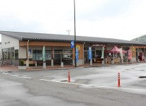 Photo: Kasaoka Bay Farm Roadside Station